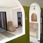 Shanty Hostal